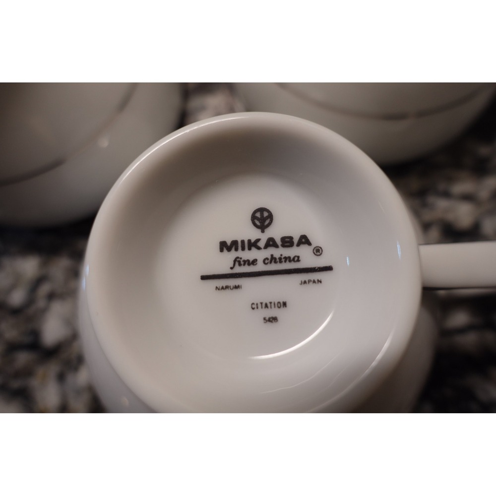Vintage MIKASA Narumi JAPAN fine China teacups and sugar bowl - Picture 2 of 10